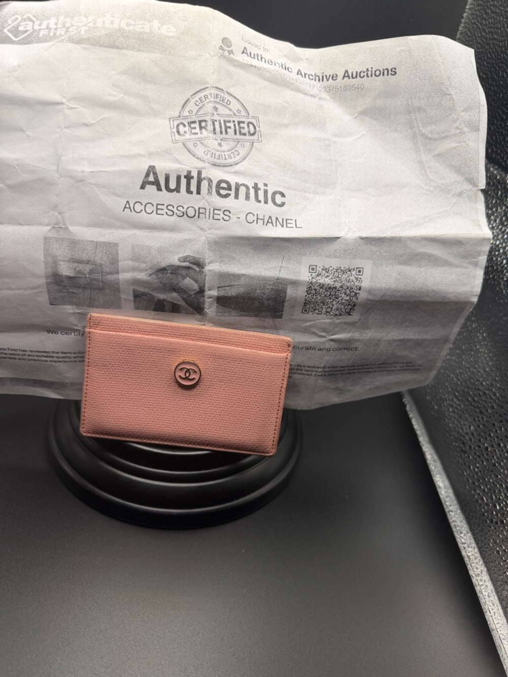 CHANEL Peach Pink Card & Key Holder with CC Button - Picture 4 of 4